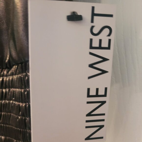 Shiny, bronze, sleeveless top with shirred waist & ruffled armholes, size M - Picture 4 of 5